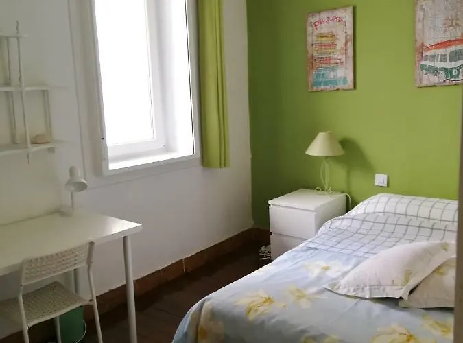 Rua Pino 110 *