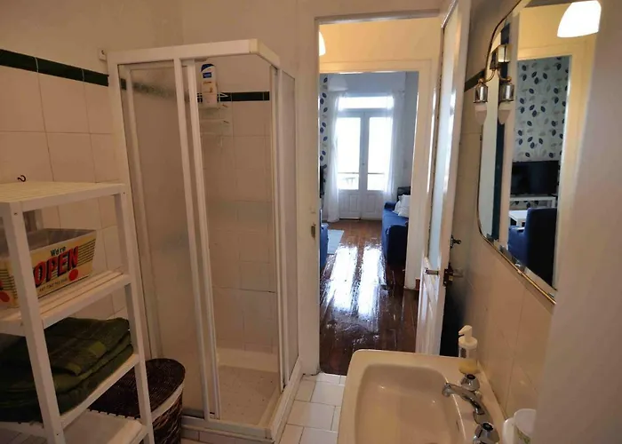 Rua Pino 110 * 比戈